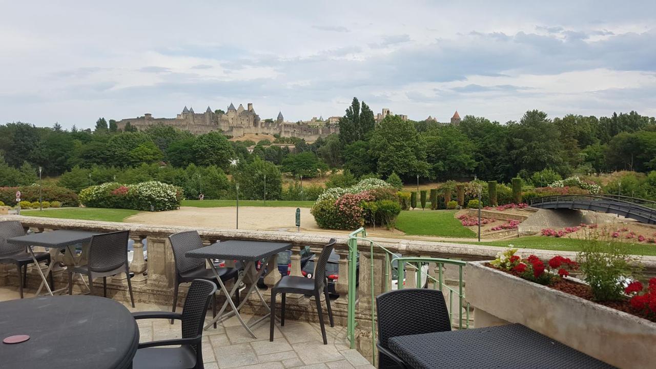 Carcassonne Guesthouse ภายนอก รูปภาพ