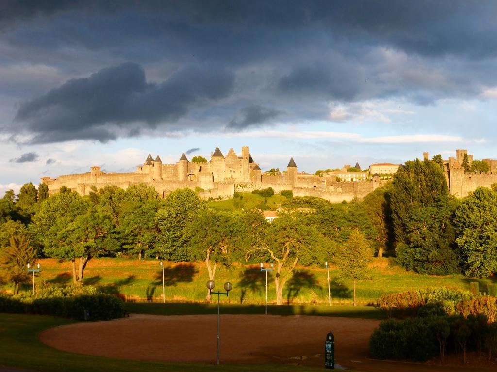 Carcassonne Guesthouse ภายนอก รูปภาพ